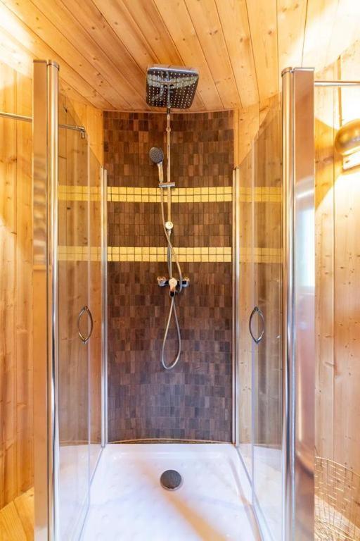 Chalet Vitaspa - Whirlpool & Sauna Privatspa Пегниц Экстерьер фото