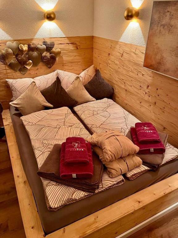 Chalet Vitaspa - Whirlpool & Sauna Privatspa Пегниц Экстерьер фото