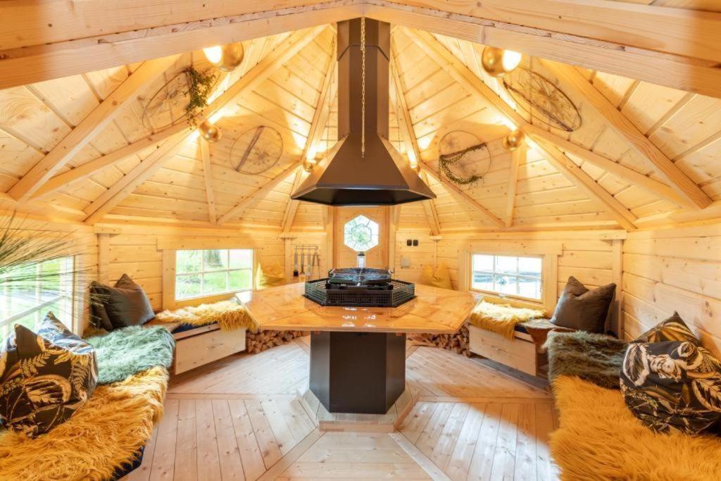 Chalet Vitaspa - Whirlpool & Sauna Privatspa Пегниц Экстерьер фото